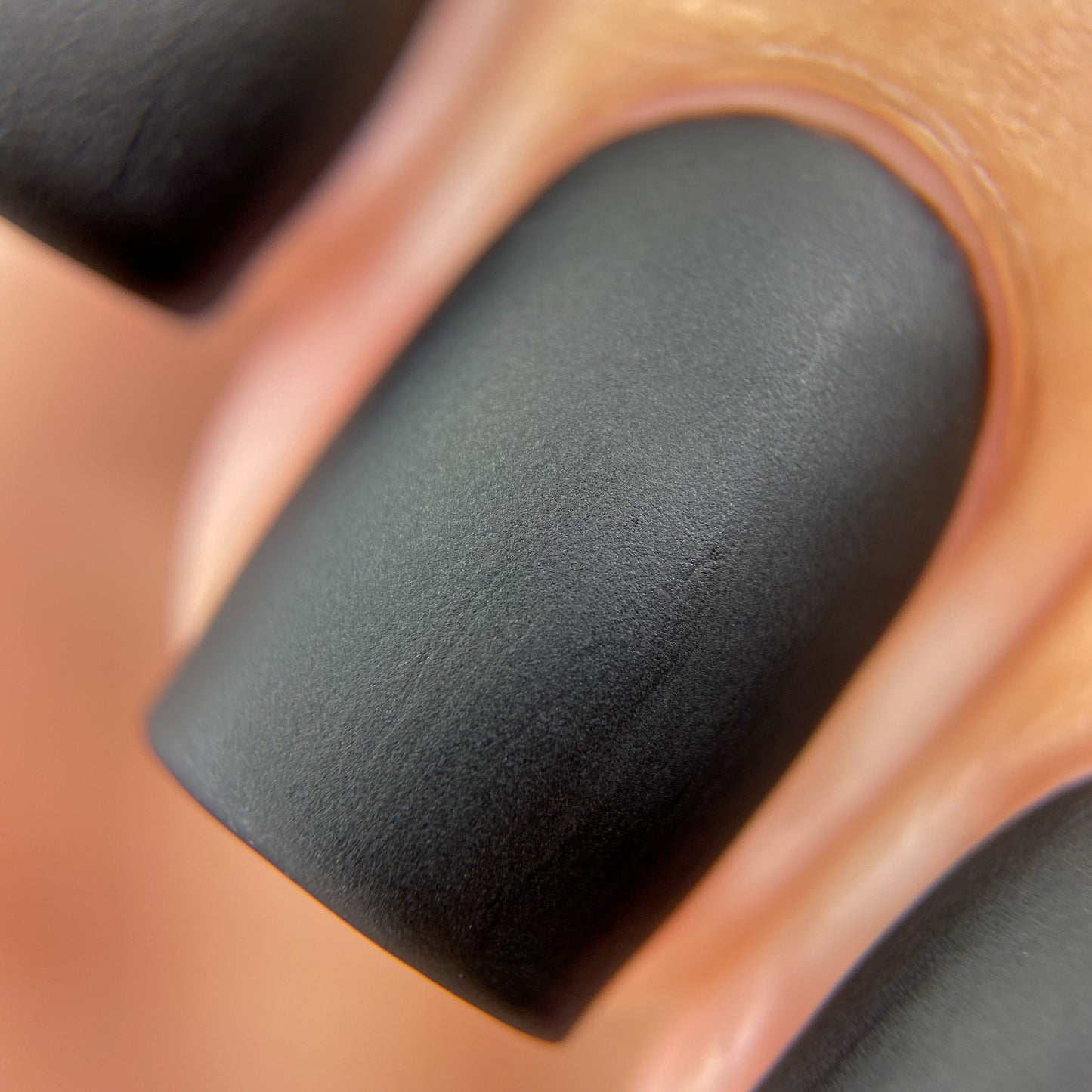 Who called the kettle matte black? - Sassy Sauce Polish