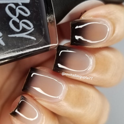 Peek a boo - Sassy Sauce Polish